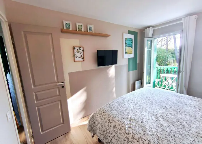 Belle Maison Avec Acces Piscine Et Golf Ferienhaus Lacanau